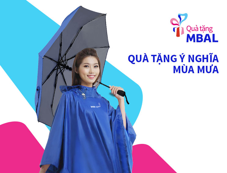 Tưng bừng ra mắt bộ quà tặng - Đồng hành mùa mưa